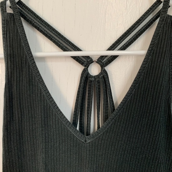 Strappy V neck Tank - Picture 2 of 5
